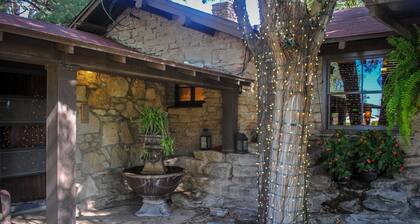 The Cottonwood Cabin at Starlight Canyon Bed & Breakfast