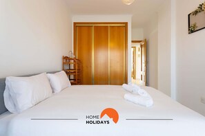 2 chambres, fer et planche à repasser, Wi-Fi gratuit