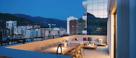 Luxury Penthouse, 3 Bedrooms | Terrace/patio