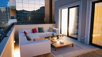 Penthouse de lujo, 3 habitaciones | Terraza o patio
