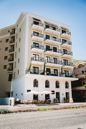 Fachada de la propiedad