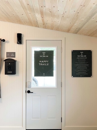 Reception. The Trail Inn - Melita, Manitoba - HWY 83/ HWY 3