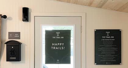 The Trail Inn - Melita, Manitoba - HWY 83/ HWY 3