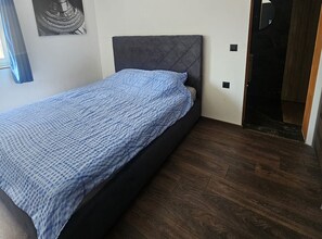2 Schlafzimmer, Bügeleisen/Bügelbrett, WLAN, Bettwäsche