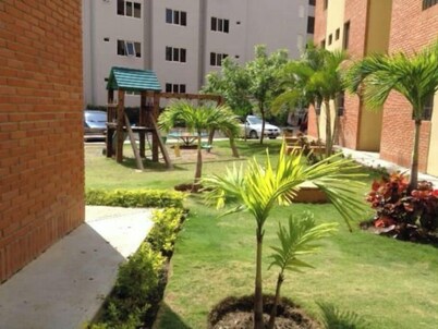 CONVENIENTLY LOCATED APARTMENT