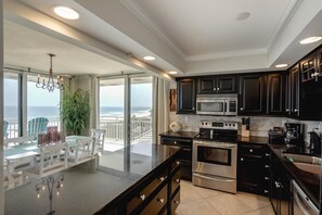 Fridge, microwave, oven, stovetop - Wrap Around Balcony With Surrounding Beach Views!!! (Pensacola)
