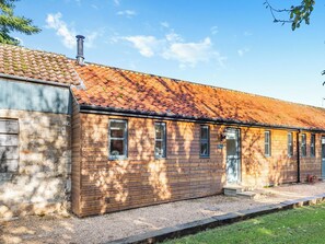 Exterior - Walnut Cottage - UKC6632 (Pentney, King&rsquo;s Lynn)