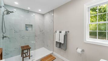 Hair dryer, towels, soap, shampoo