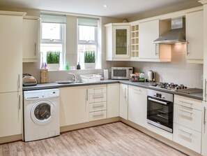 Dishwasher, high chair - 3 bedroom accommodation in Alnwick (Alnwick)