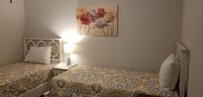 2 室のベッドルーム、WiFi