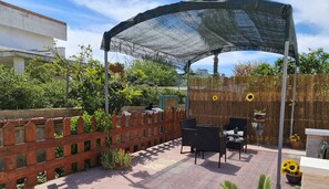 Outdoor dining - B&B DANIELA! (Leporano (TA))