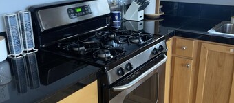 Condo close to Nike and Intel