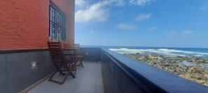 Property grounds - Housing on the northeast coast of Gran Canaria, with unbeatable sea views. (Moya)