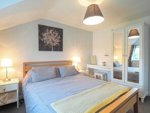 3 soverom, wi-fi (inkludert) og sengetøy