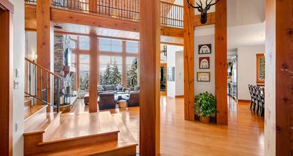 Slope Side Chalet | Ski in Ski out | Kadenwood