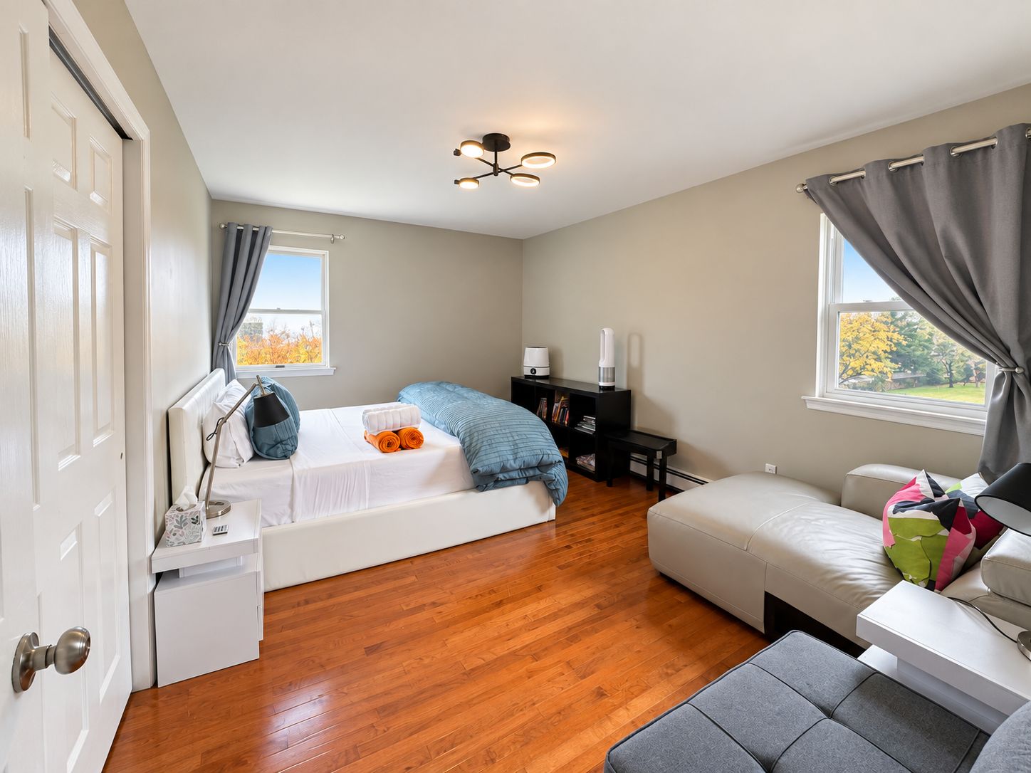 Bedroom  #2, King size.