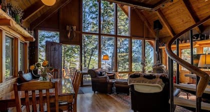 Elk Road Cabin- Magnificent Mountain Views!