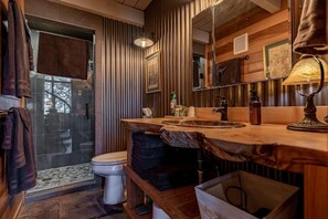 Shower, towels