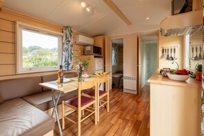 Dining - Photinia, mobile home with sea view (Hyères)