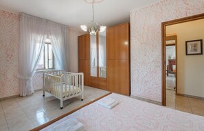 1 Schlafzimmer, Reisekinderbett, kostenloses WLAN