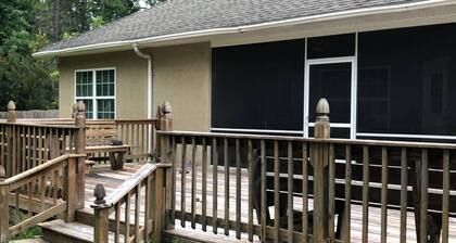 Cozy Home Nestled on Blythe Island