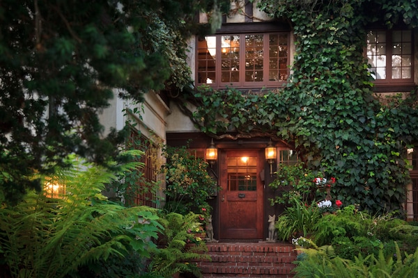 Fachada da propriedade