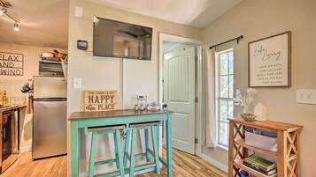 Fridge, microwave, coffee/tea maker, toaster