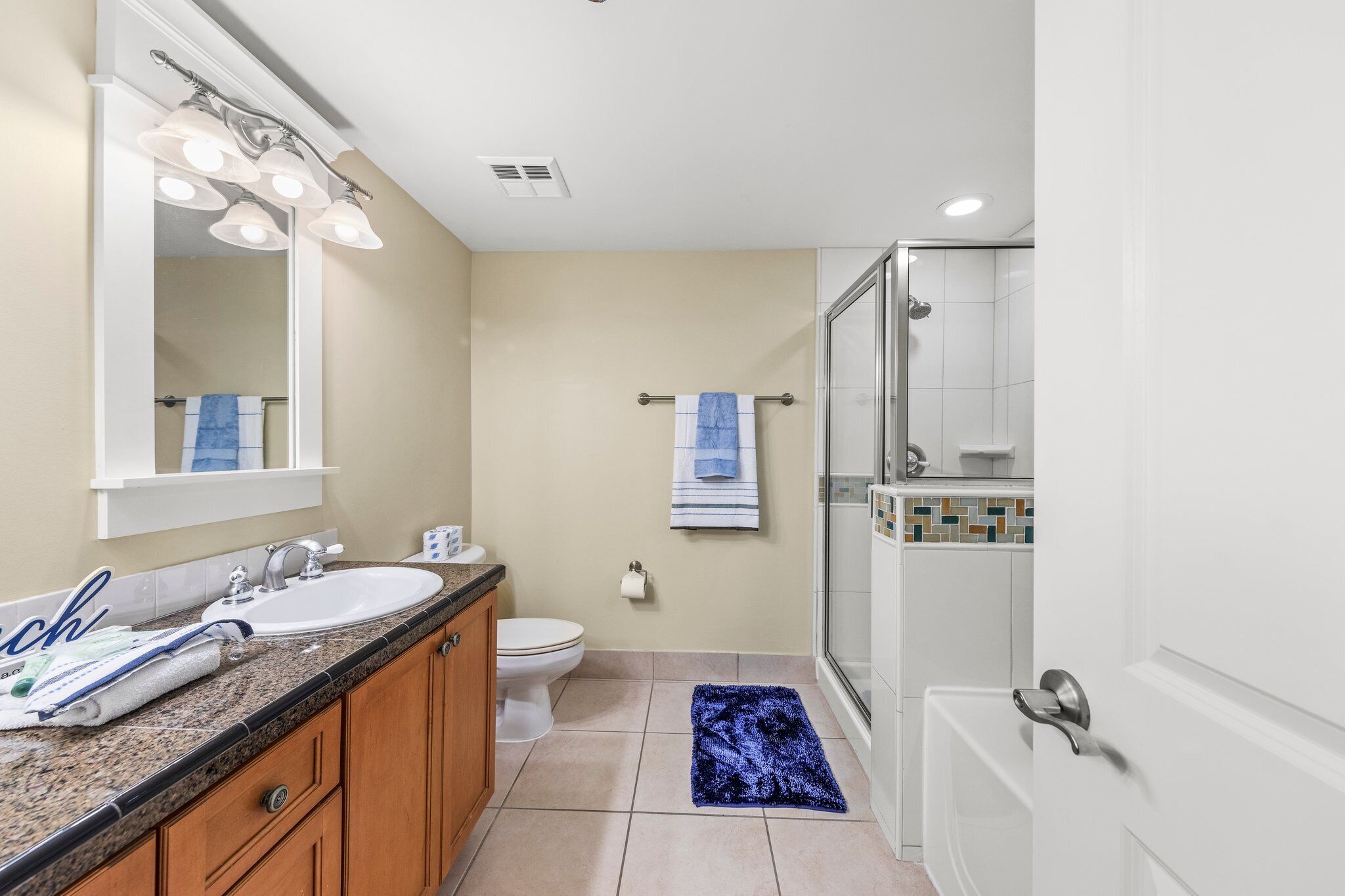 Hårtørrer, håndklæder, Sæbe, Shampoo