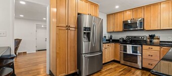 Spectacular Mountain View in Centennial - minutes from shopping and restaurants!