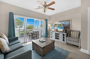 TV - Villa 5028 on Duck Key Boat Slip Available - 2BD 2.5BA (Duck Key)