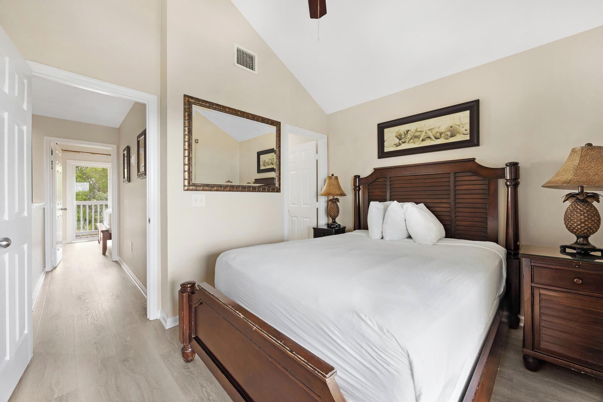 2 soverom, strykejern/-brett, wi-fi (inkludert) og sengetøy