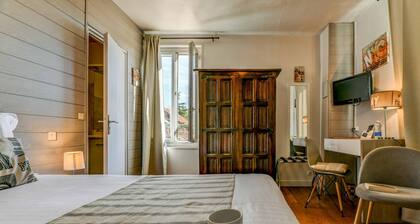 Logis Hostellerie du Neez