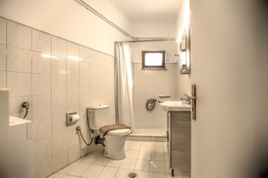 Toallas y papel de baño 