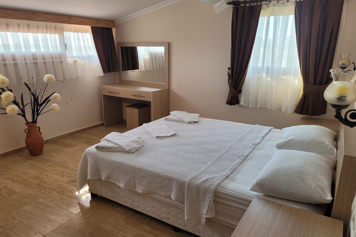 Apartment | 1 bedroom, desk, laptop workspace, free WiFi