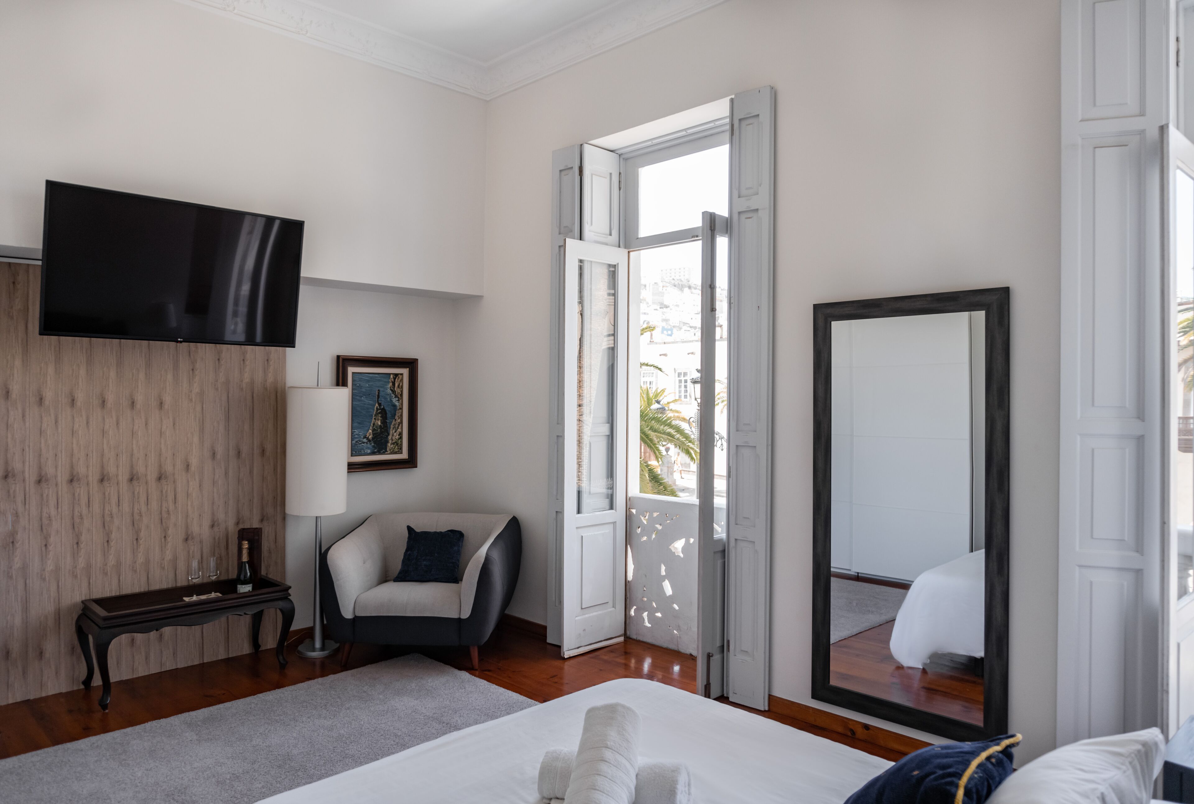 Photo - Santa Ana Suite & Rooms