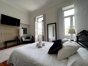 Suite exclusiva | Tabla de planchar con plancha, cuna de viaje y wifi gratis 