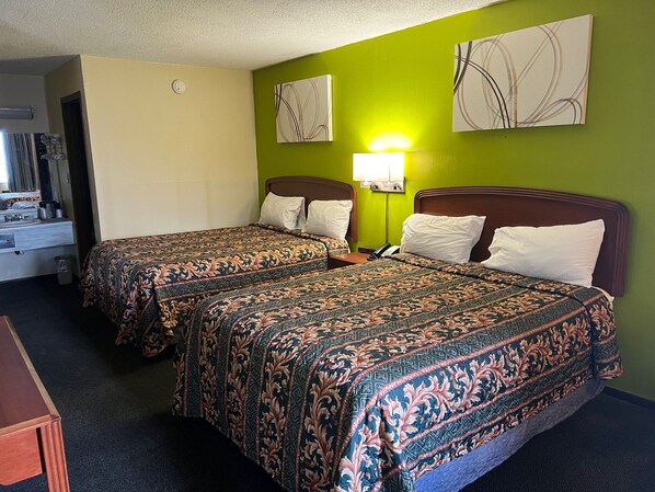 Kamar Double atau Twin | Meja kerja dan Wi-Fi gratis