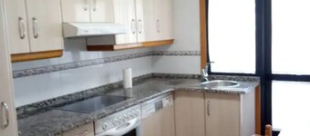 Disconnectaengalicia La Perla Premium, swimming pool and parking