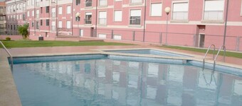 Desconectaengalicia La Perla Premium, piscina y parking