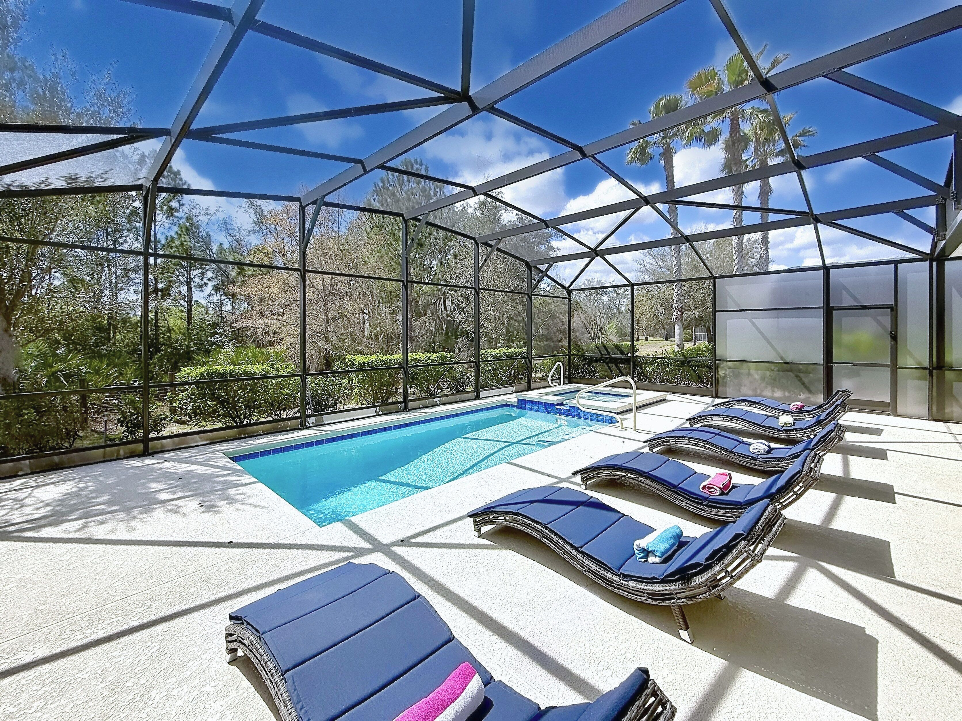 Beheizter Pool