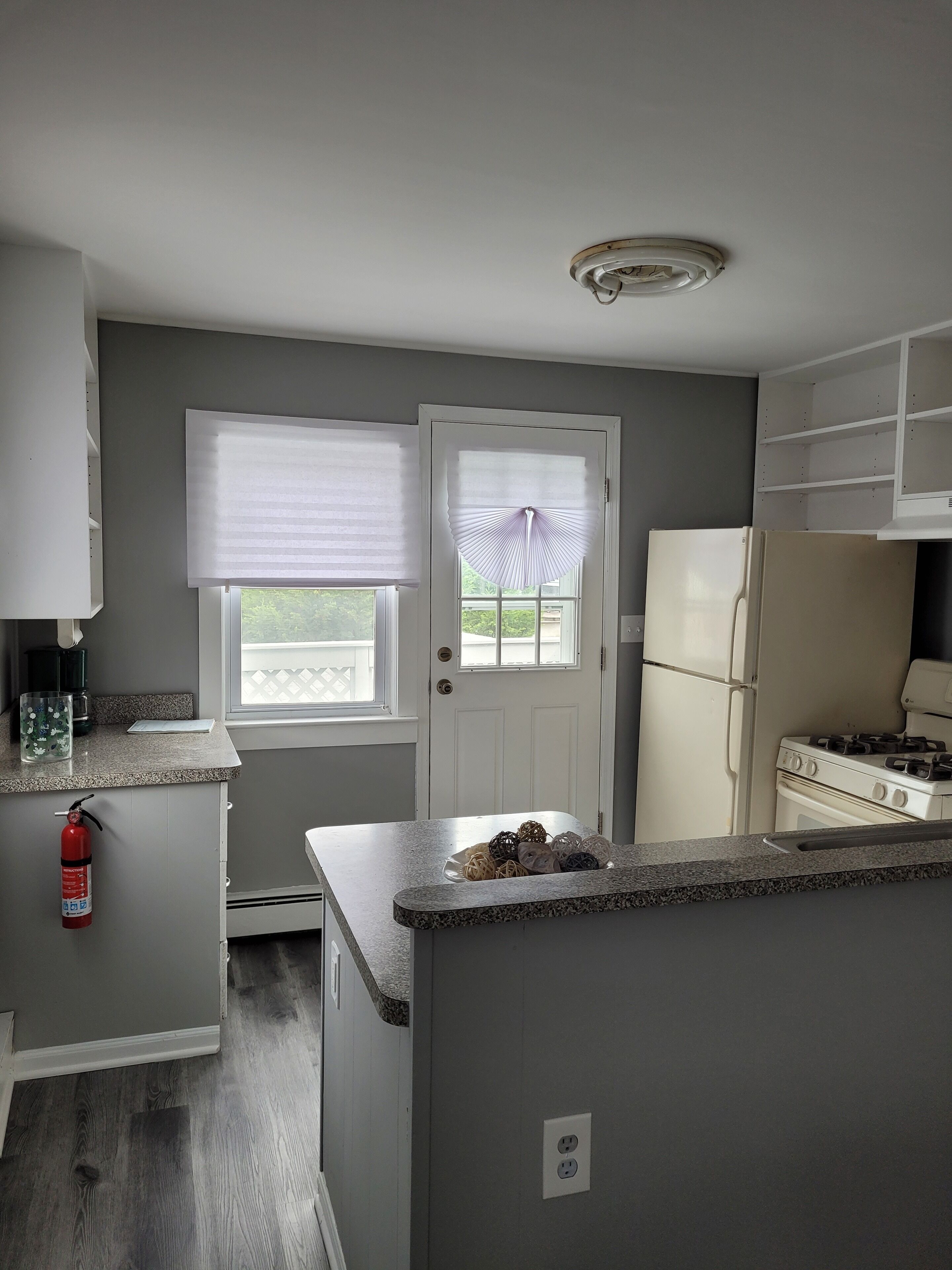 Beautiful Home (Upper)- 1 Block from Beach and Boardwalk - Brand New Renovation