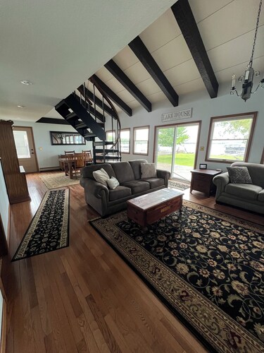 Wiseman Cottage on Hubbard Lake