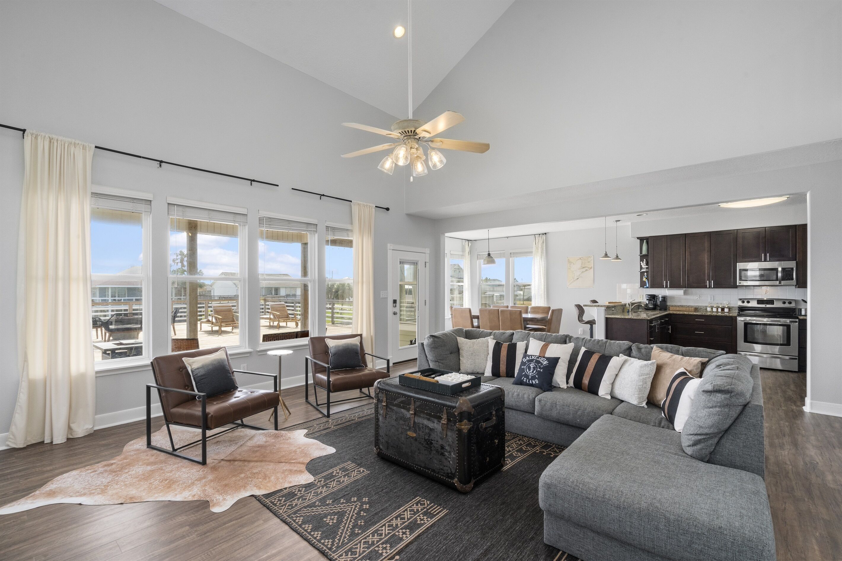 TV connectée, cheminée