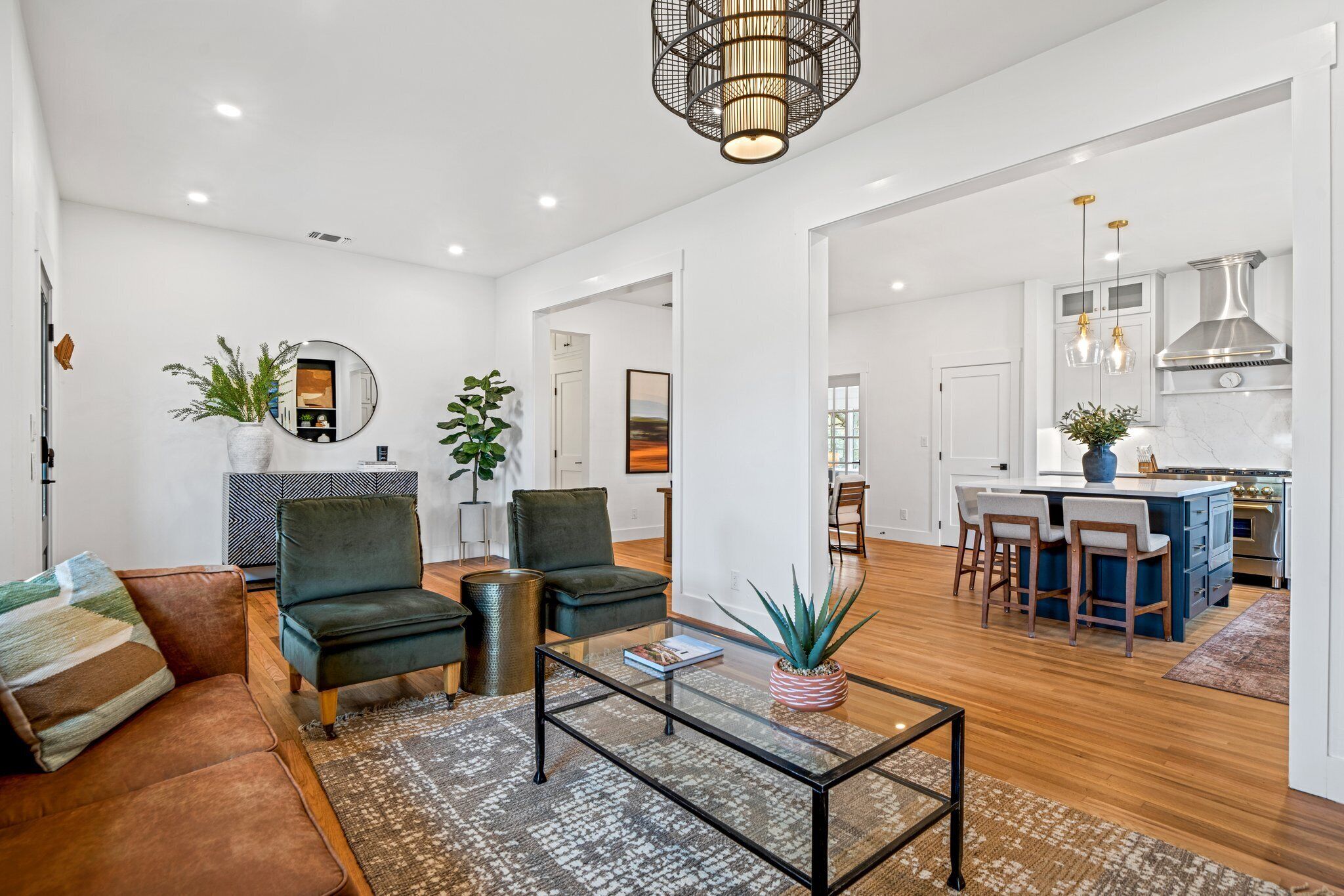 4br/3ba in Historic District