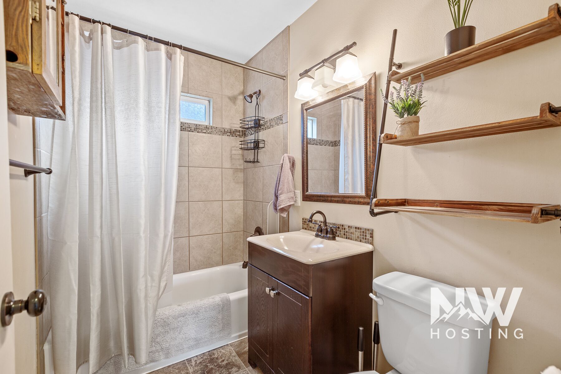 Downtown Coeur d'Alene | Family Getaway | Sleeps 12