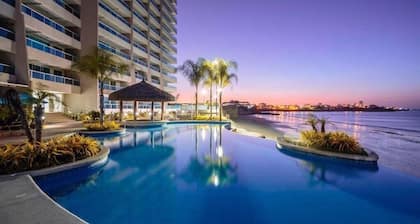 Great getaway experience at Salinas, 3 bedroom/2 baths layout