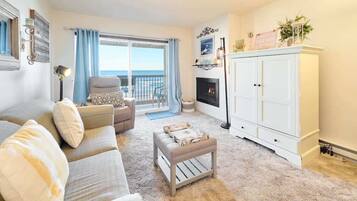 TV, fireplace, offices