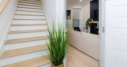 Bronzeville Manor walking distance to hospitals