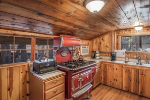 Microwave, oven, stovetop, coffee/tea maker