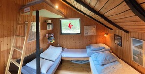 3 chambres, fer et planche à repasser, accès au Wi-Fi (inclus)